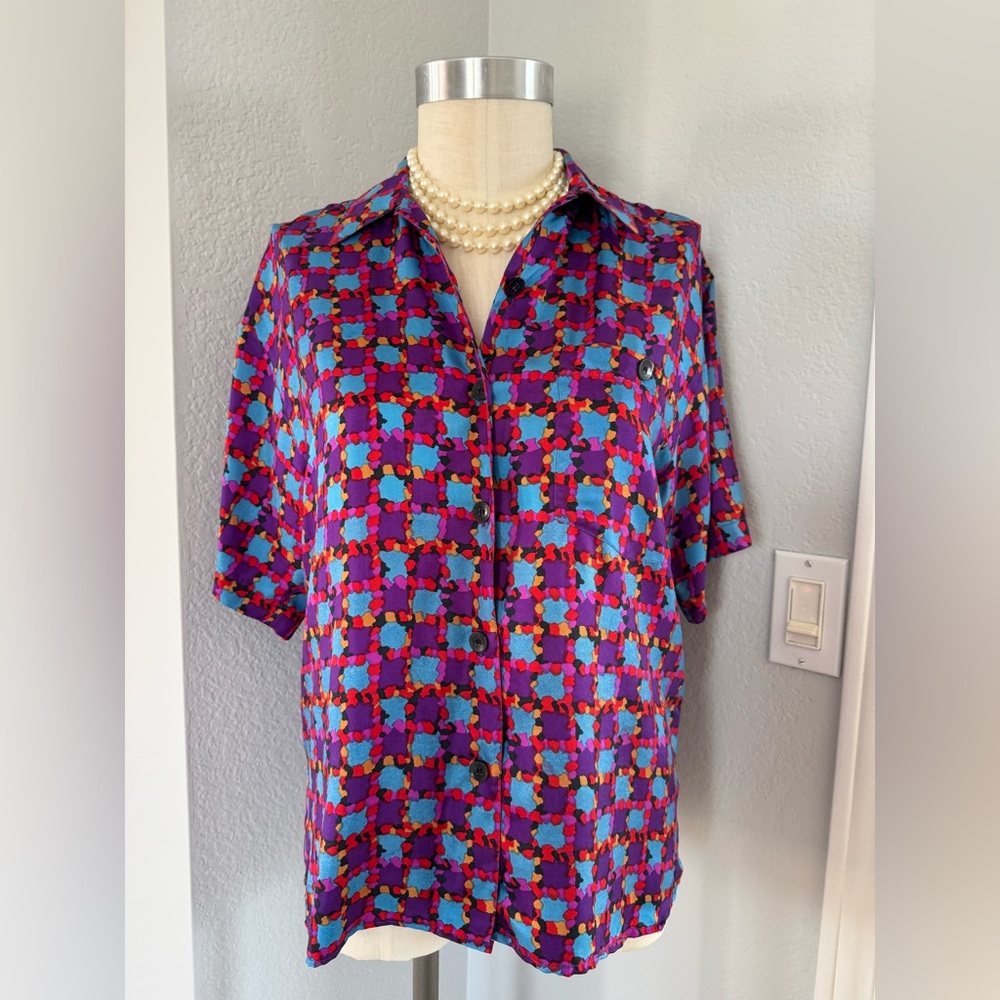 100% Silk “Silk House” Buttondown Top Size Medium